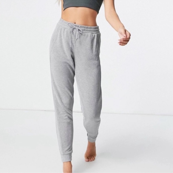 NWT Free People Back Into It Sweatpants Joggers in Grey - Picture 1 of 5